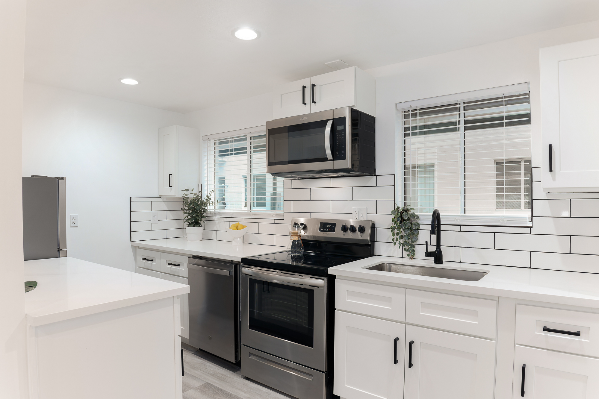 801 East 10th Street - 16